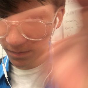 Meet your Posher, Anthony